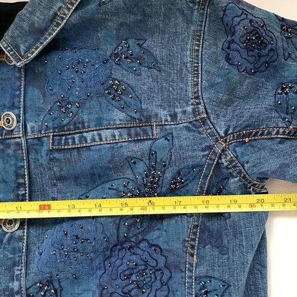 Chico’s Design Embellished Denim Jacket Size 1 (M) - Picture 5 of 11